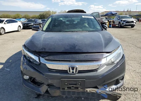 2017 Honda Civic Touring из США, поврежденный, VIN 2HGFC1F94HH658720